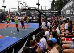 Speak a jucat baschet cu copiii la Sport Arena Streetball, în turneul-record!